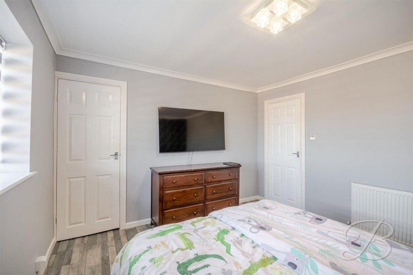 Images for Houldsworth Crescent, Bolsover, Chesterfield