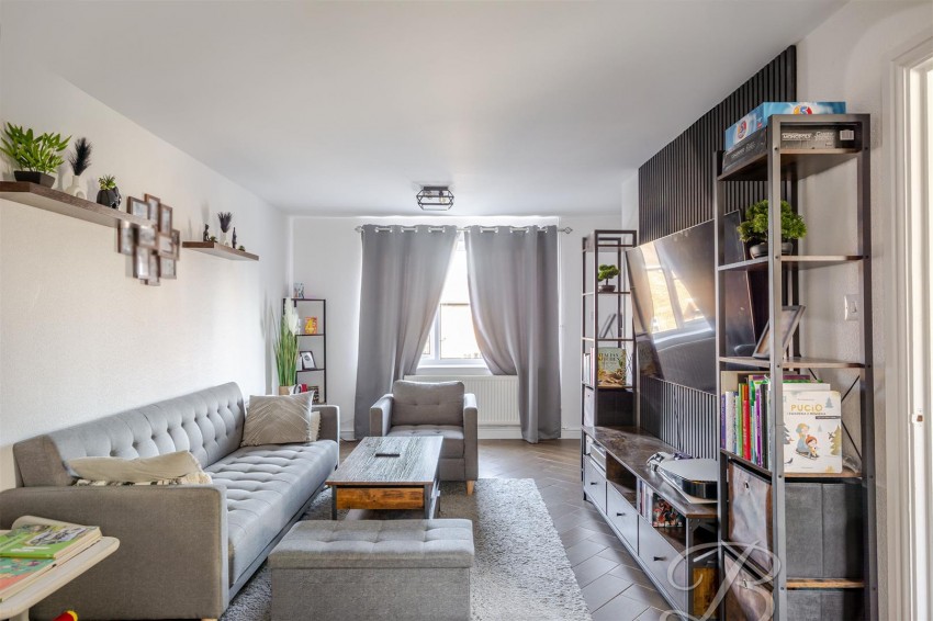 Images for Houldsworth Crescent, Bolsover, Chesterfield
