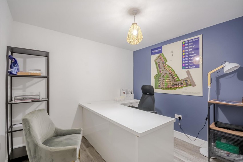 Images for High Oakham Ridge, Mansfield