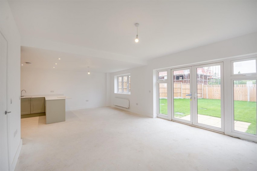 Images for High Oakham Hill, Mansfield