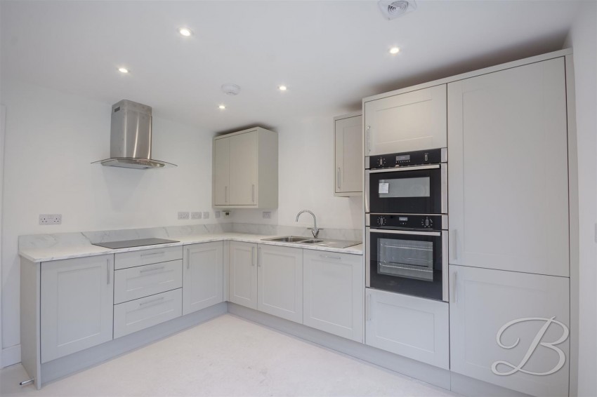 Images for High Oakham Hill, Mansfield