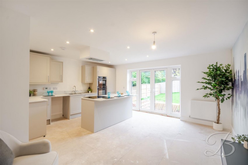 Images for High Oakham Hill, Mansfield