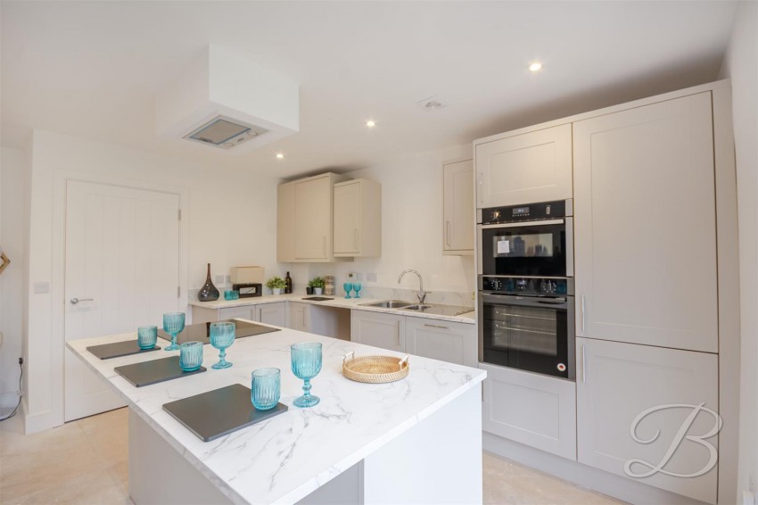Images for High Oakham Hill, Mansfield