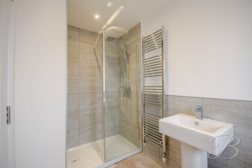 Images for High Oakham Hill, Mansfield