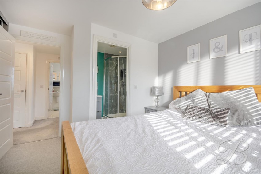 Images for Kestrel Close, Tibshelf, Alfreton