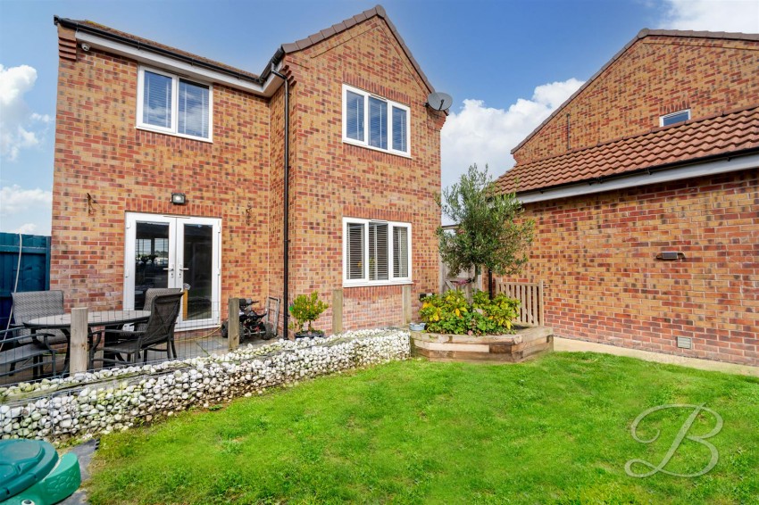 Images for Kestrel Close, Tibshelf, Alfreton