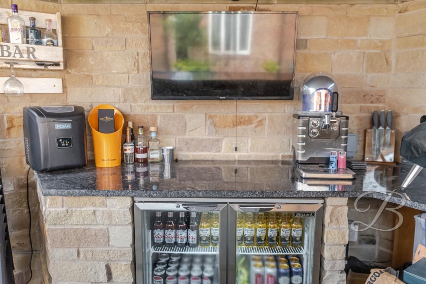 Images for Kestrel Close, Tibshelf, Alfreton