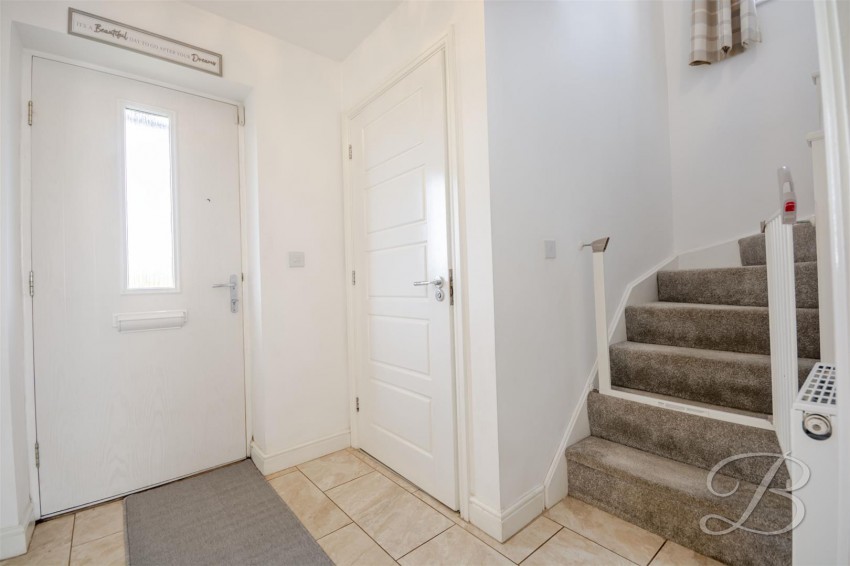 Images for Kestrel Close, Tibshelf, Alfreton