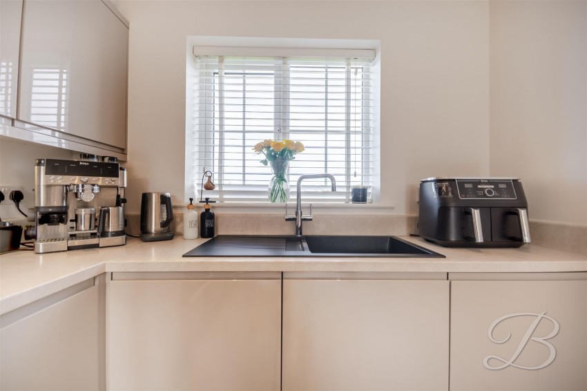 Images for Kestrel Close, Tibshelf, Alfreton