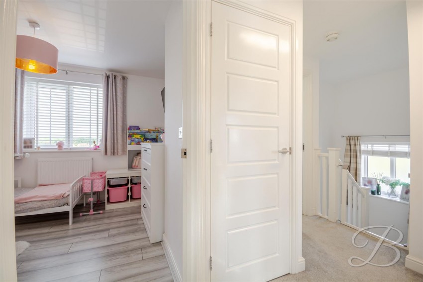 Images for Kestrel Close, Tibshelf, Alfreton