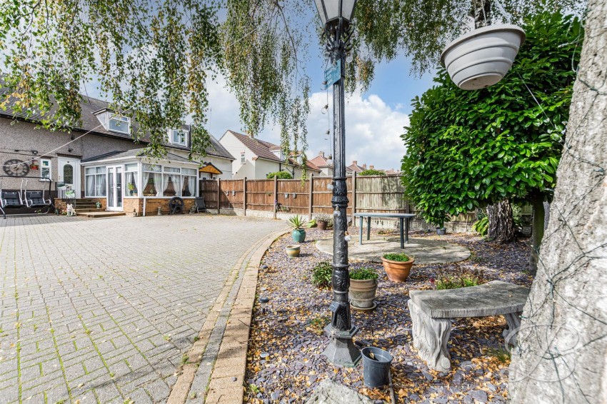 Images for Newlands Drive, Forest Town, Mansfield