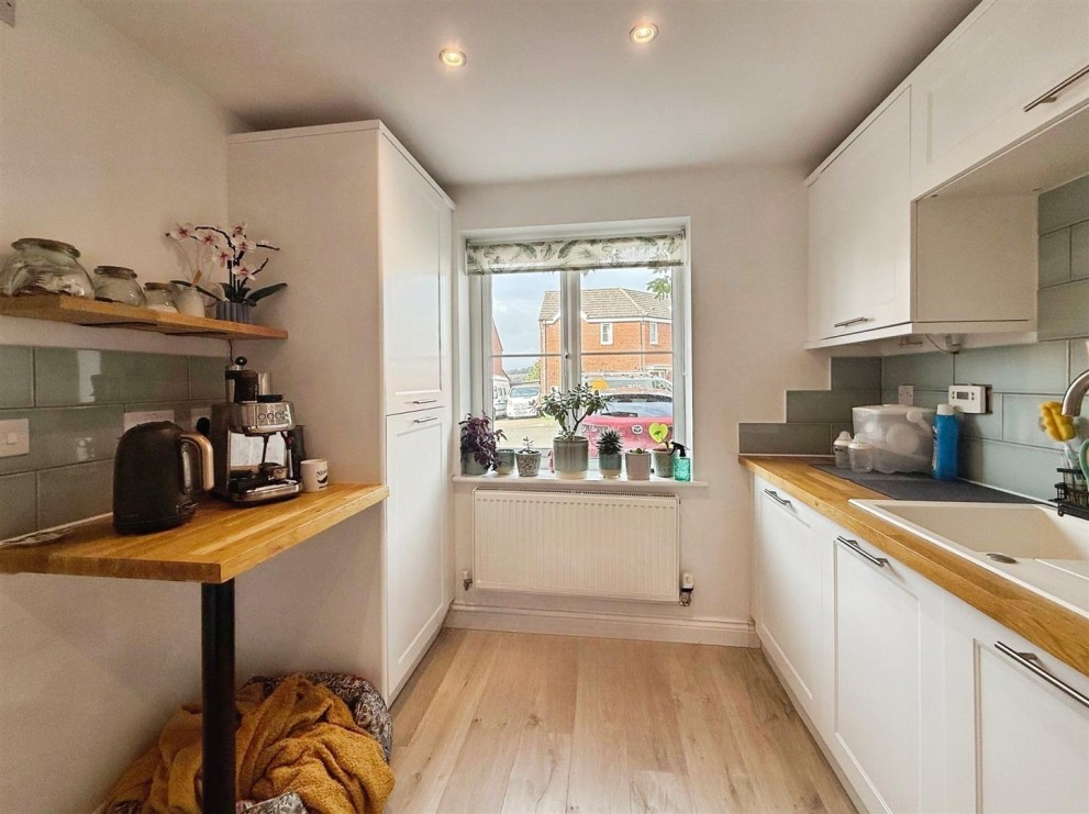 Image of East Street, Doe Lea, Chesterfield