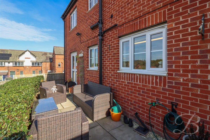 Images for East Street, Doe Lea, Chesterfield