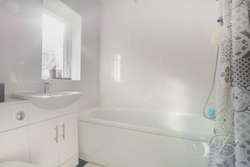 Images for Big Barn Lane, Mansfield