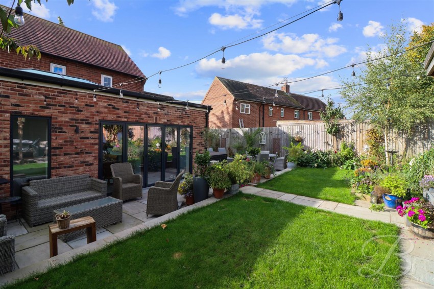 Images for Alexander Road, Farnsfield, Newark