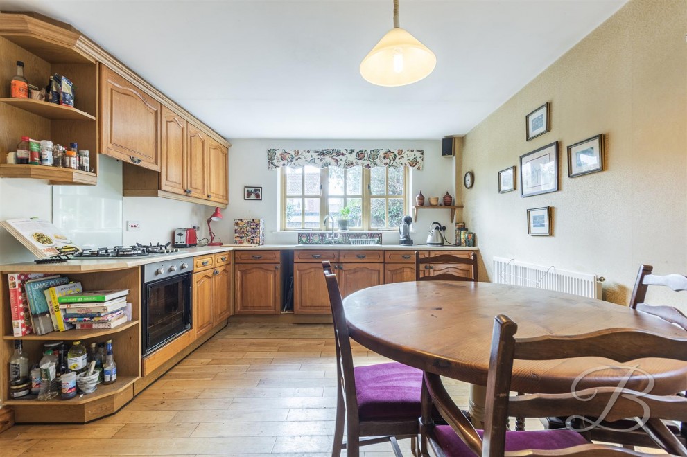 Image of Eastern Court, Newark