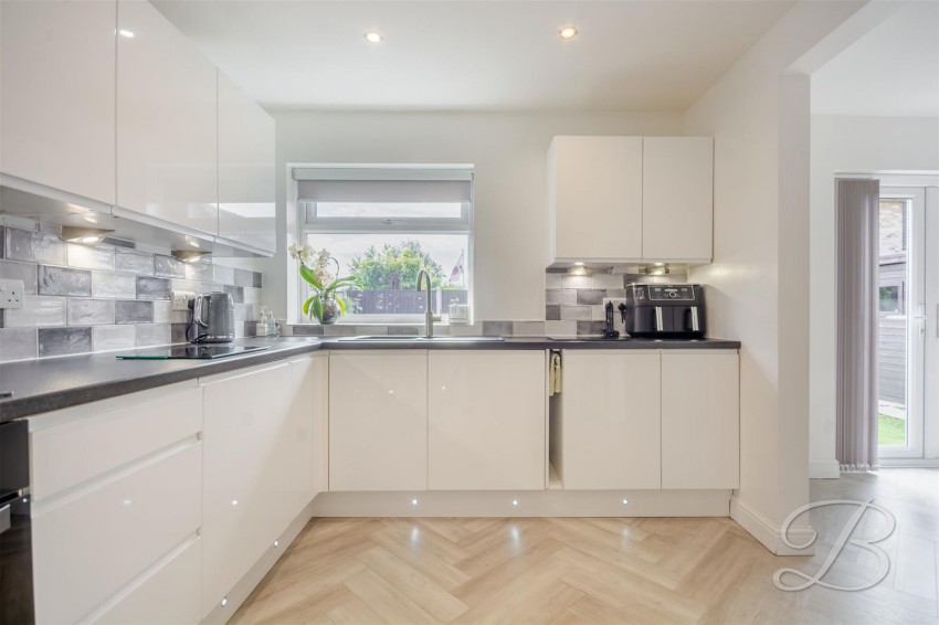 Images for Chatsworth Drive, Mansfield