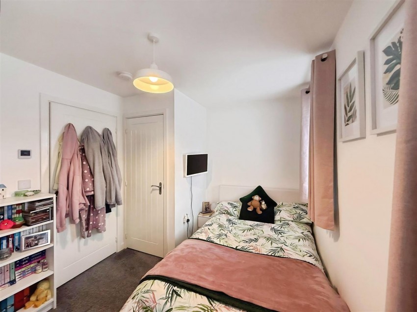 Images for Crown Crescent, Bolsover, Chesterfield