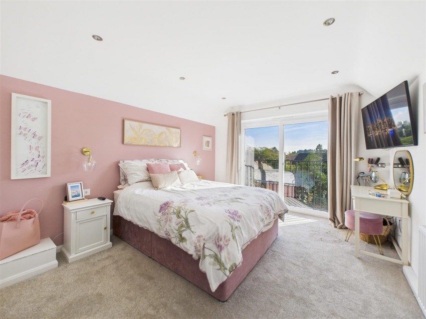 Images for Vernon Crescent, Ravenshead, Nottingham