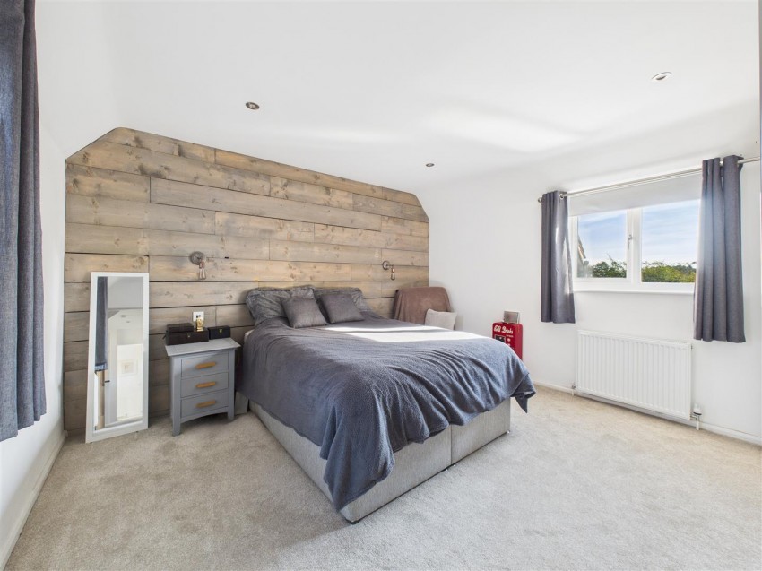 Images for Vernon Crescent, Ravenshead, Nottingham