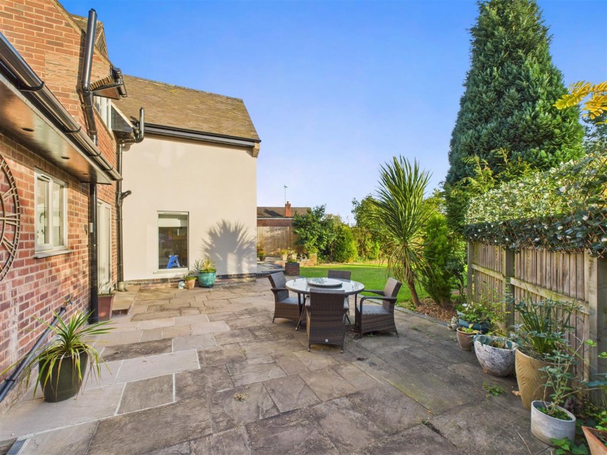 Images for Vernon Crescent, Ravenshead, Nottingham