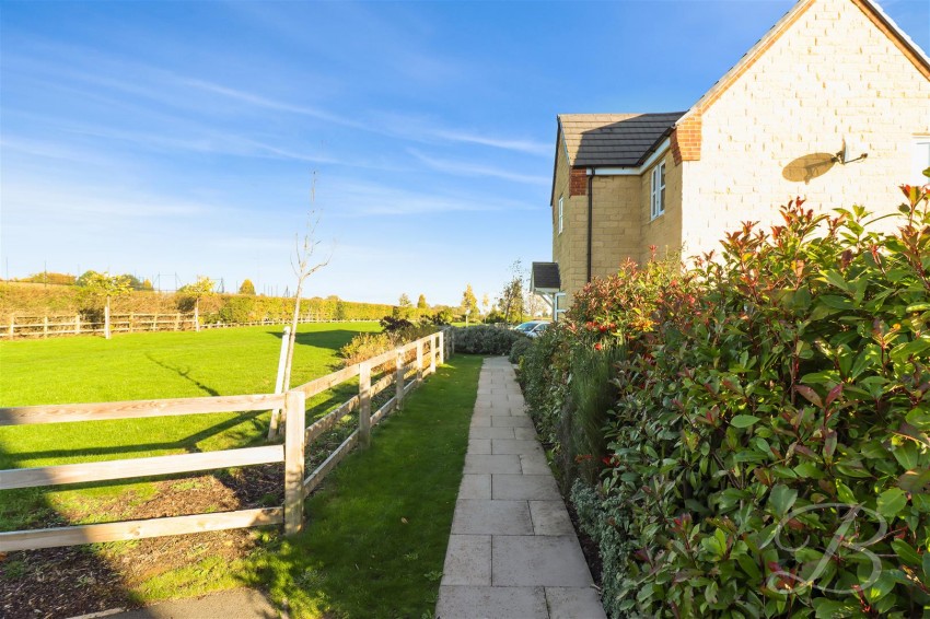 Images for Foxglove Close, Bolsover