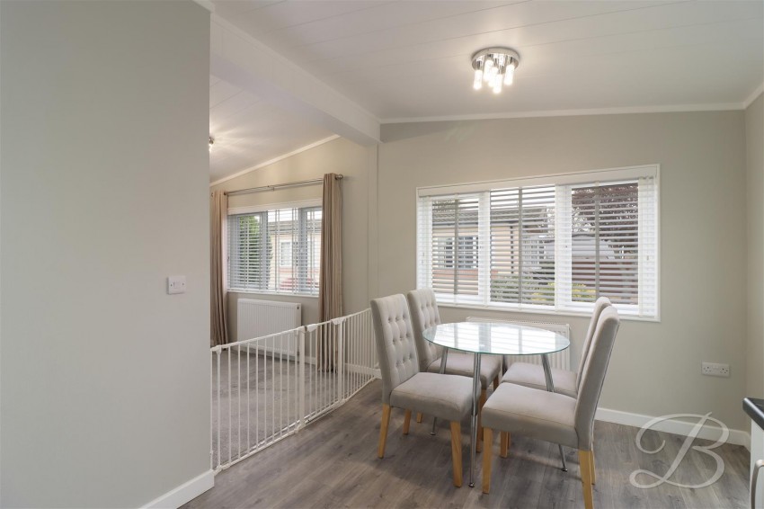 Images for 104, Riverdale Park, Staveley