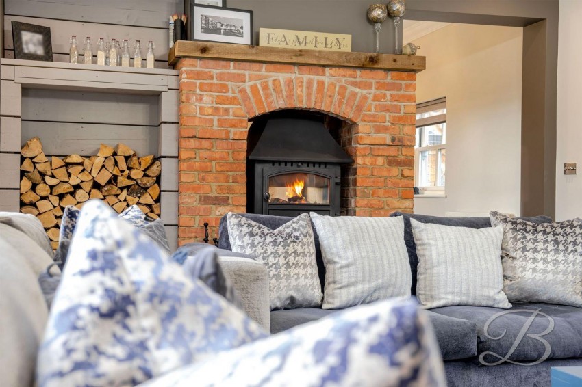 Images for The Old Farm House, Sutton, Retford