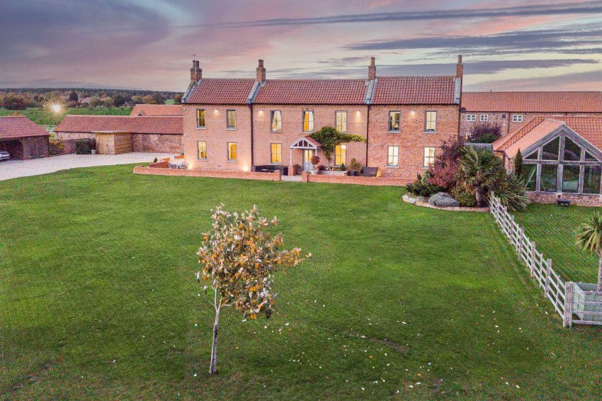 Images for The Old Farm House, Sutton, Retford