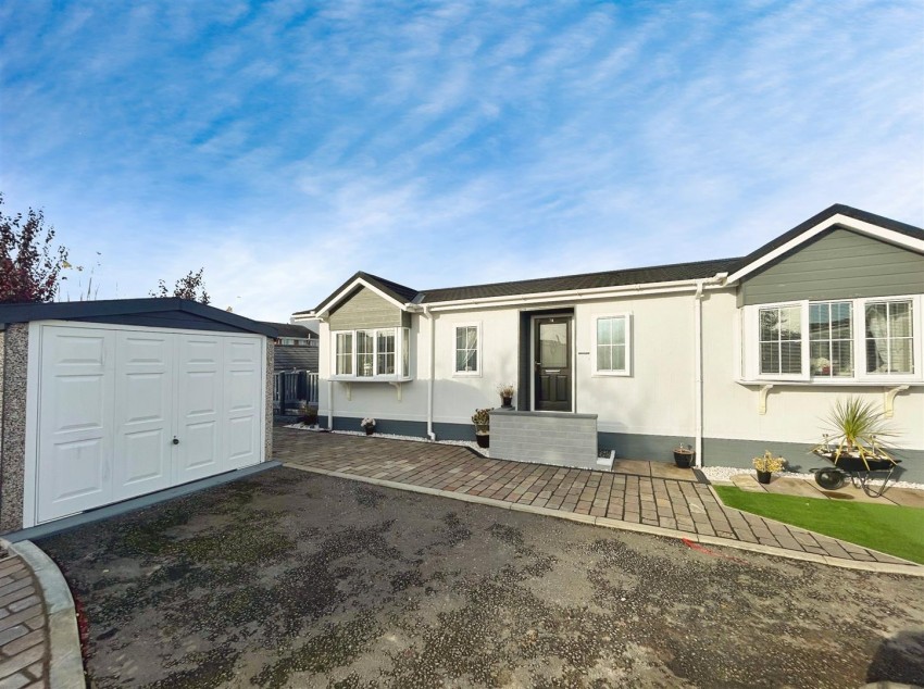 Images for 74, Riverdale Park, Staveley