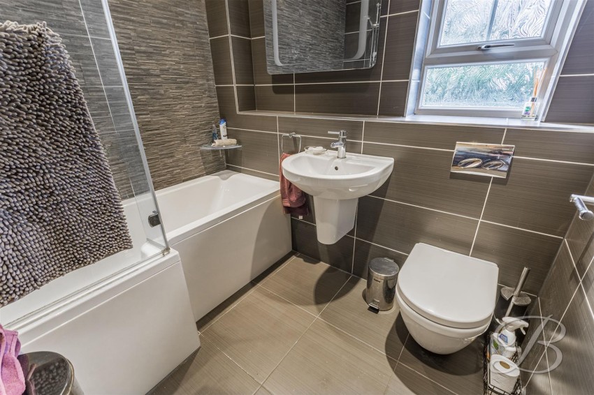 Images for Misterton Crescent, Ravenshead, Nottingham